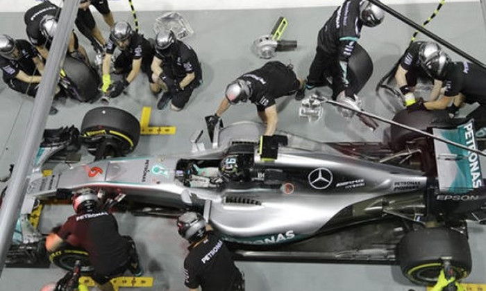 mercedes-1