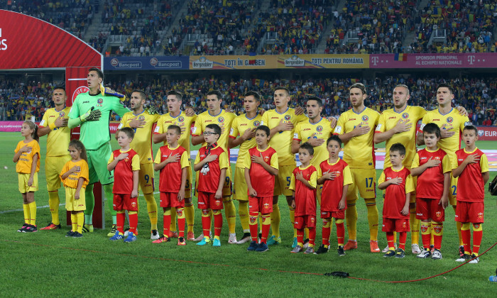 fotbal-romania-montenegro-04