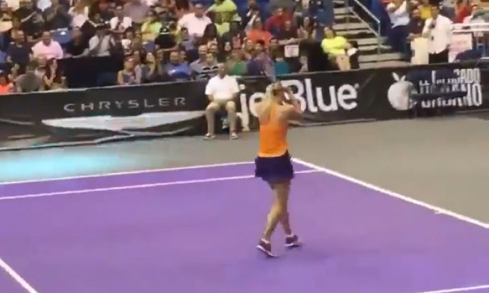 sharapova danseaza