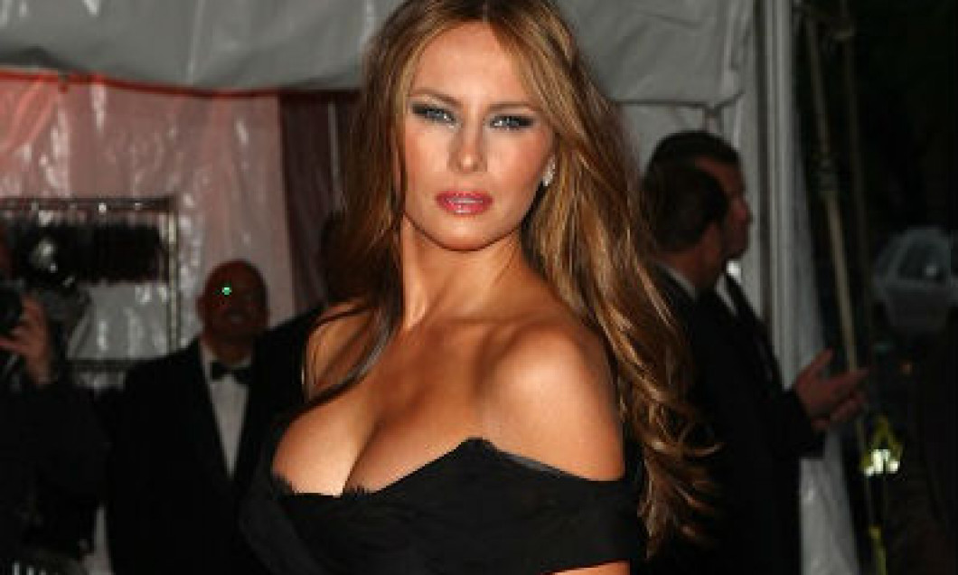 melania deschidere