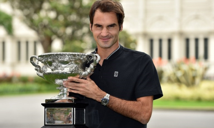 Federer AO trofeu
