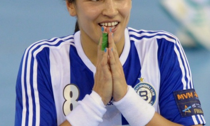 cristina neagu-2