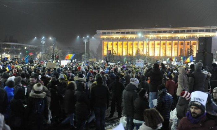 proteste victoriei