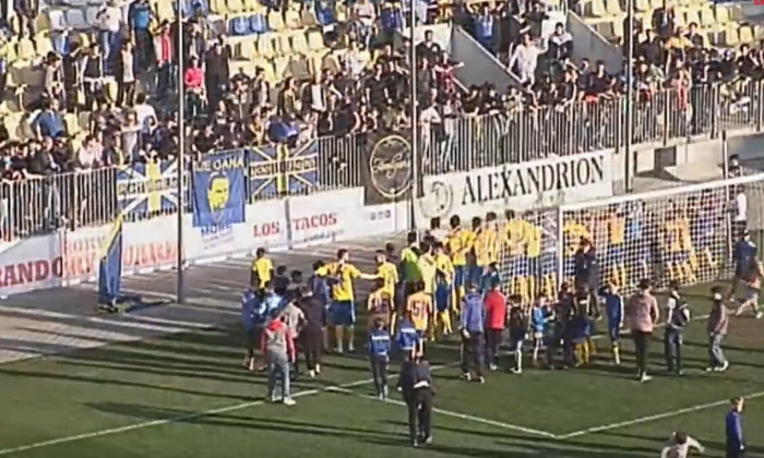 petrolul suporteri