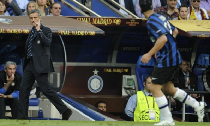 chivu mourinho 2