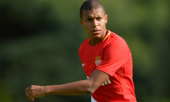 Mbappe amical