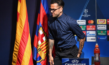 alves barcelona