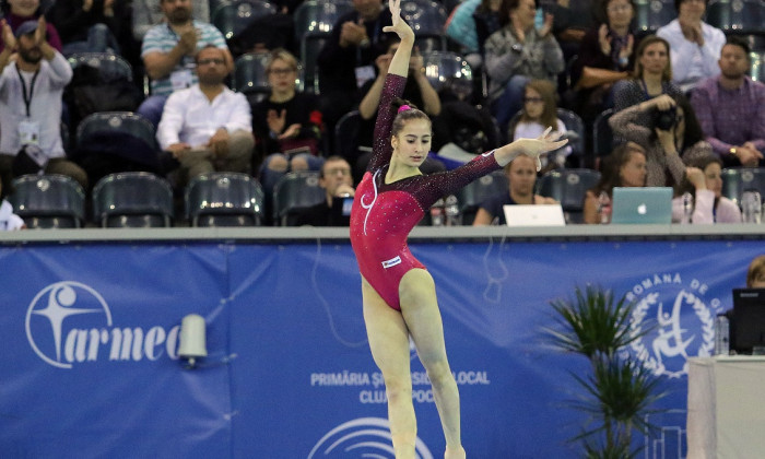 olivia cimpian gimnastica