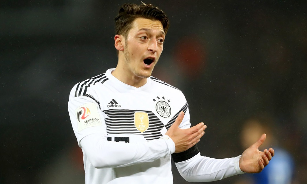 ozil-1
