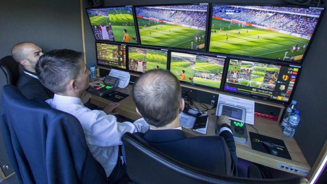 Reacţia LPF legată de arbitrajul video în Liga 1, după nervii declanşaţi de faza controversată de la Cluj