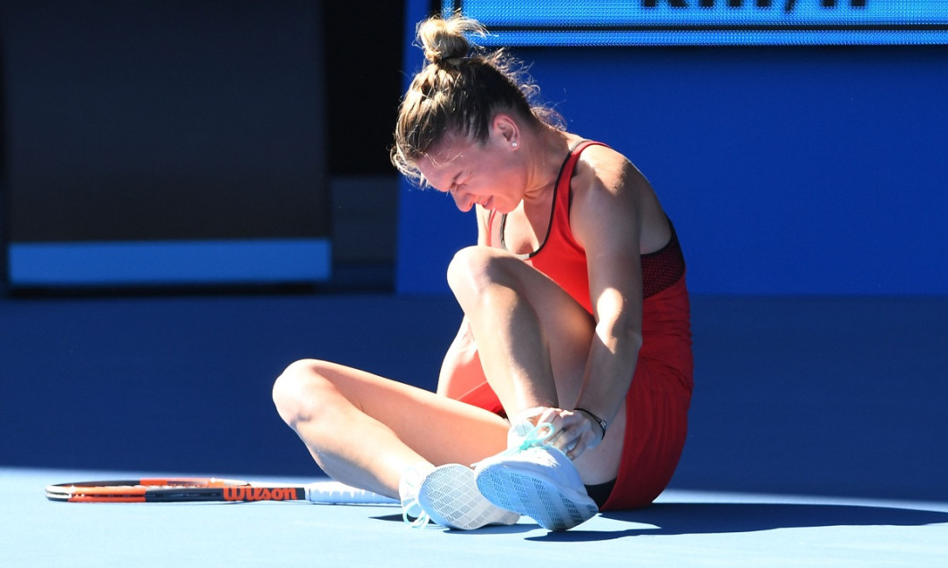 simona halep accidentare glezna australian open