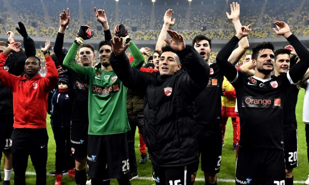 dinamo poza