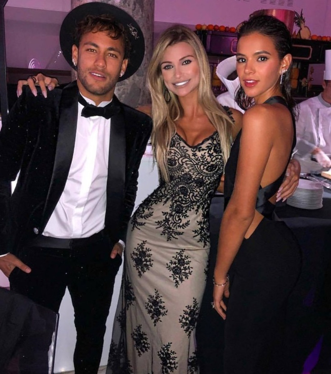 petrecere neymar9
