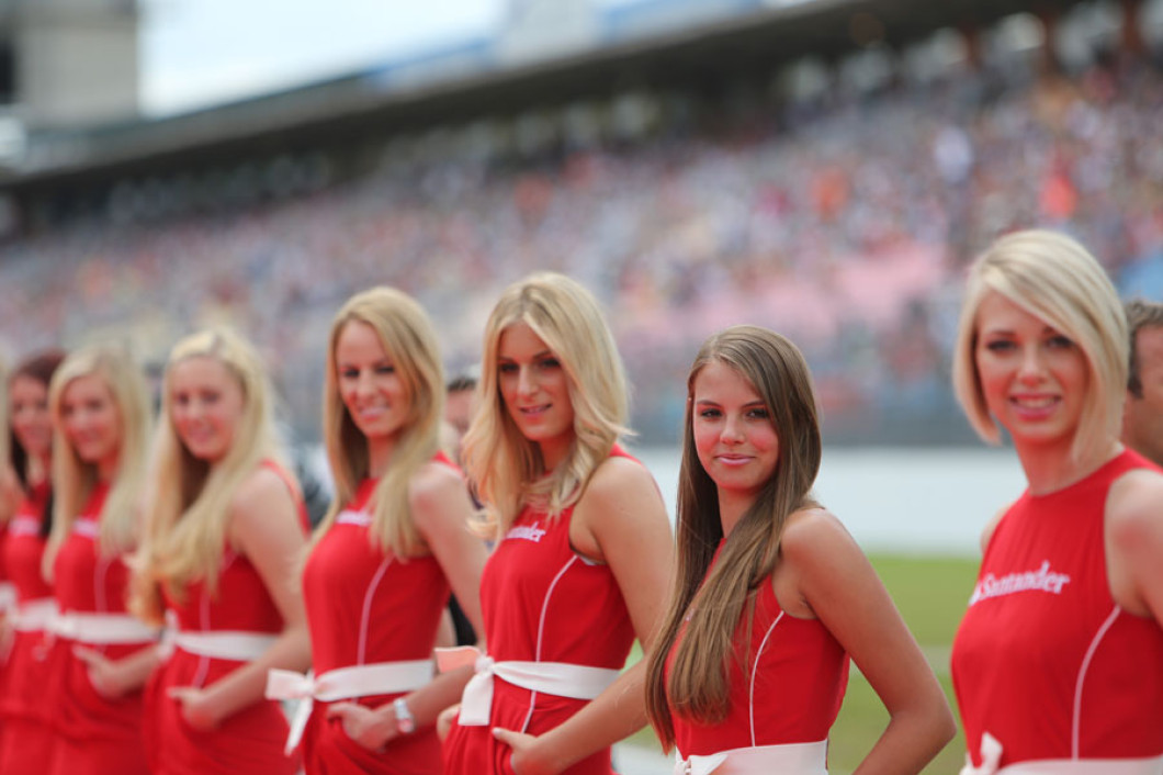 ”Marele Circ” nu va mai fi la fel Formula 1 va renunţa la animatoare (2)