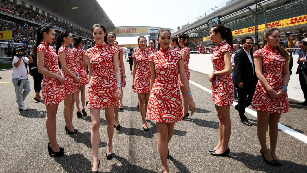 ”Marele Circ” nu va mai fi la fel Formula 1 va renunţa la animatoare (43)