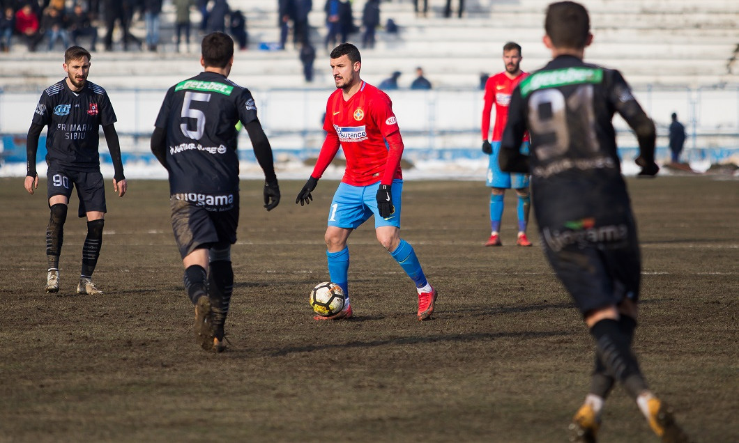 FOTBAL:FC HERMANNSTADT-FCSB, CUPA ROMANIEI, SFERTURI (1.03.2018)