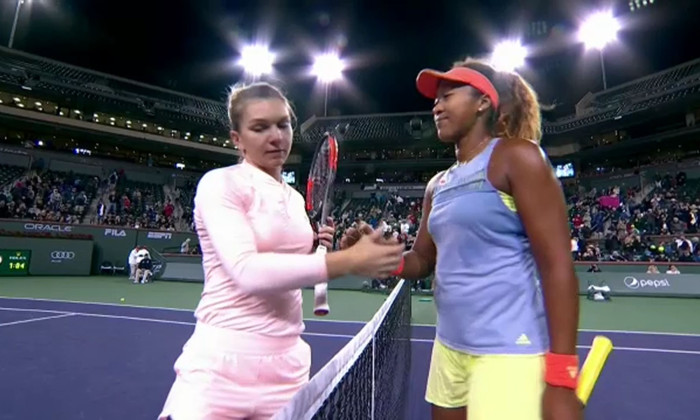 Osaka o salută pe Halep