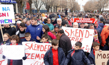 Albania suporteri Skenderbeu protest