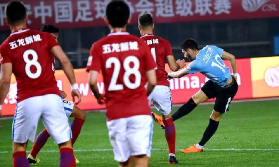 Carrasco gol China