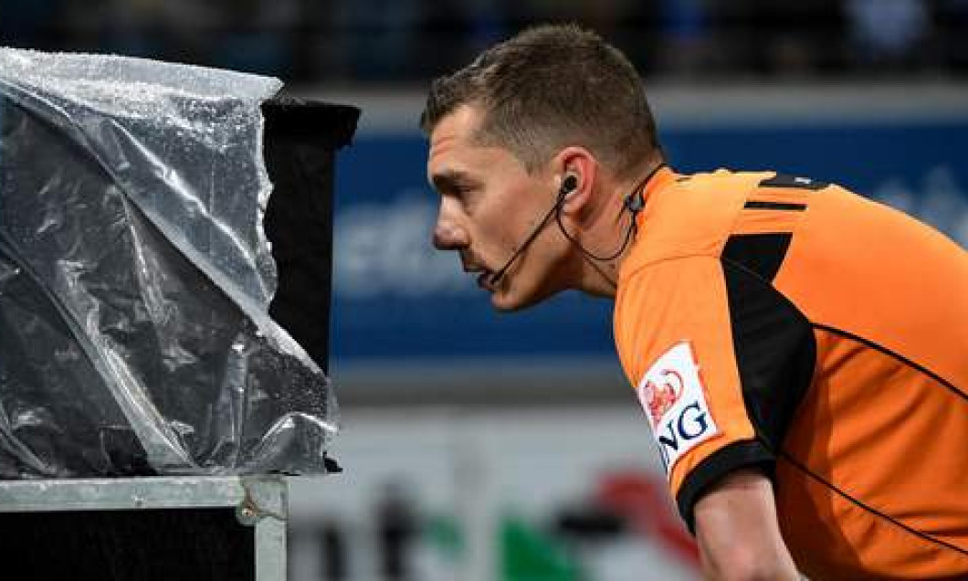 Kaa Gent v Standrd of Liege : Jupiler Pro League PO 1