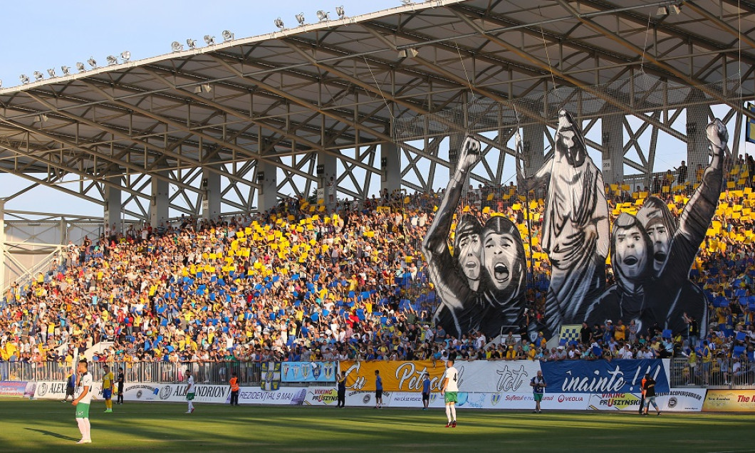 FOTBAL:PETROLUL-DENTAS TARTARESTI,