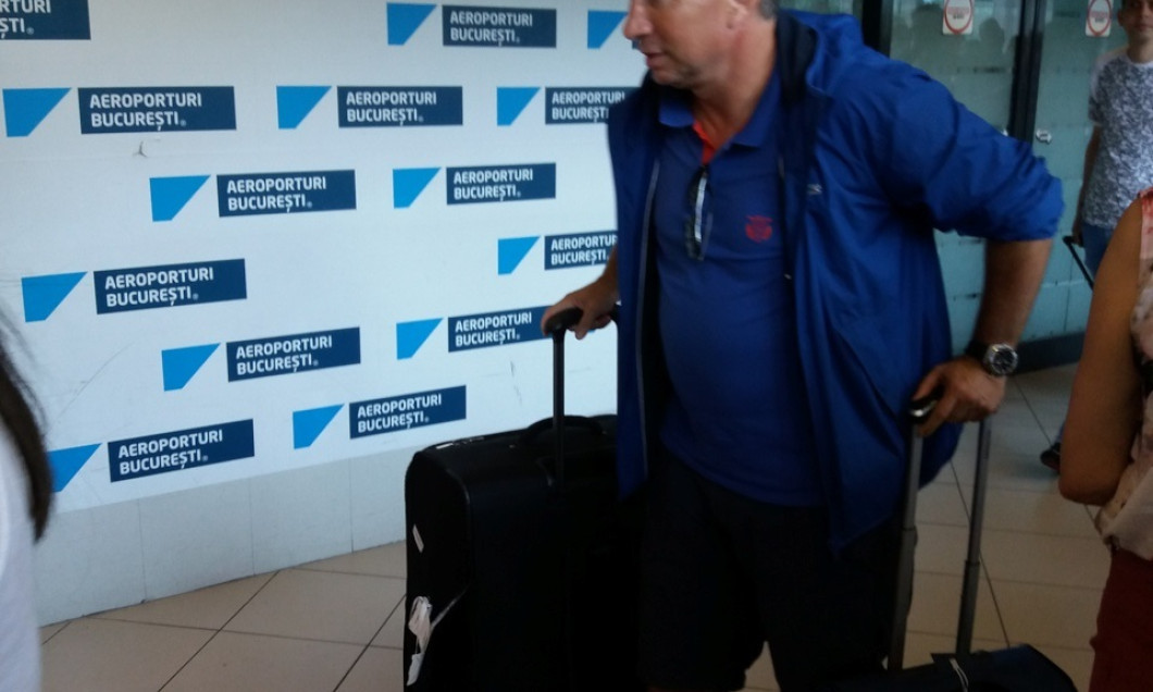 Dan Petrescu la intoarcere de la Dubai