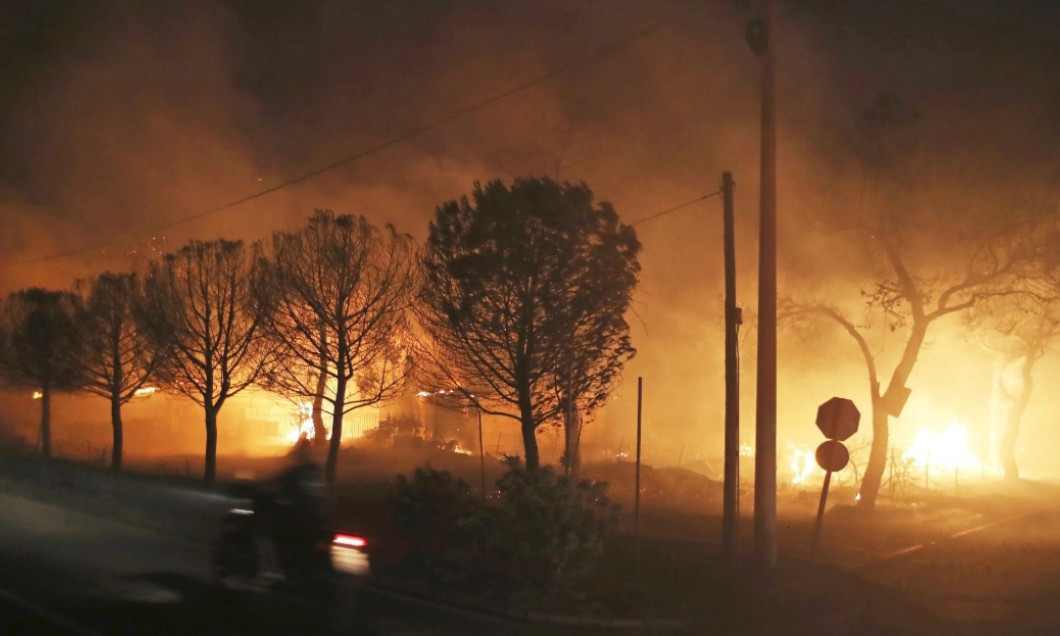 incendiu grecia