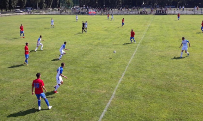 Steaua amical Progresul Spartac