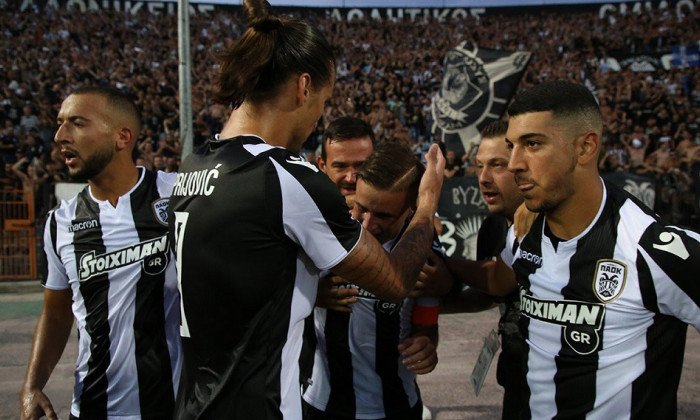 PAOK jucatori bucurie