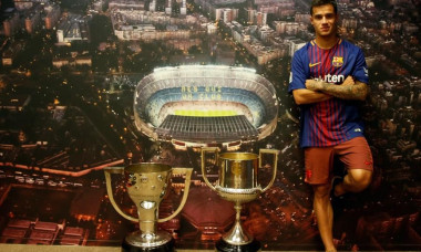 coutinho Barcelona trofee debut UEFA Champions League