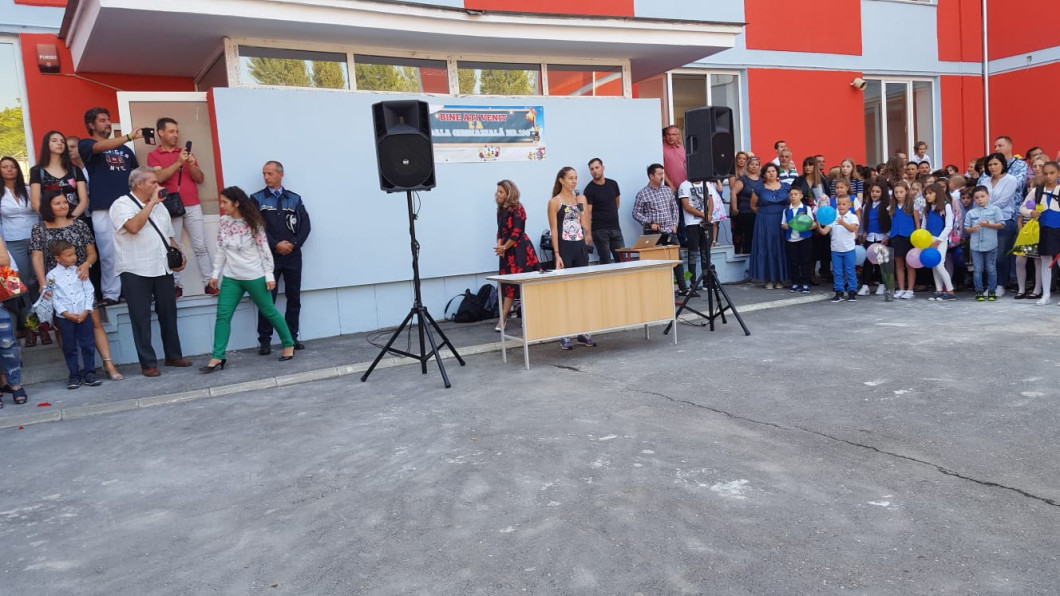 Mihaela Buzărnescu la deschiderea anului scolar