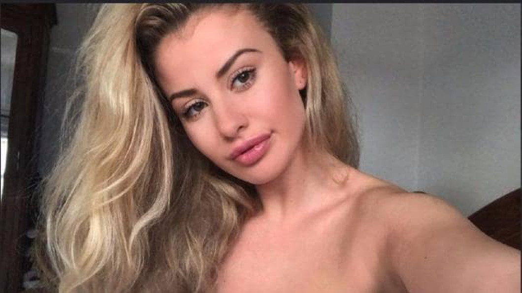 chloe1
