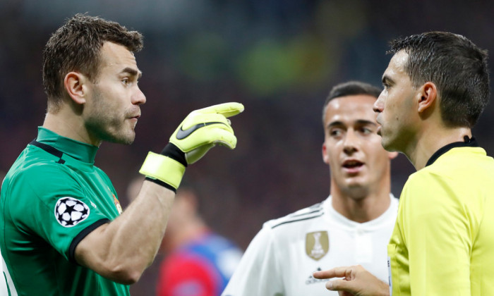 Igor Akinfeev - Ovidiu Hategan VIDEO CSKA Moscova - Real Madrid 1-0 UEFA Champions League