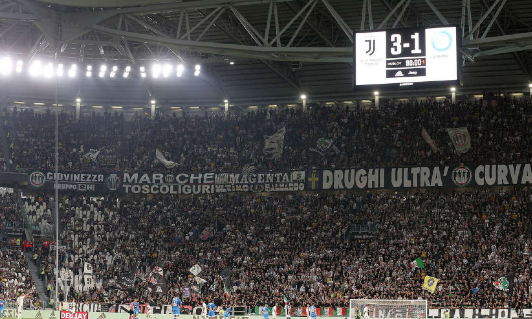 Juventus pepluza la meciul cu Napoli