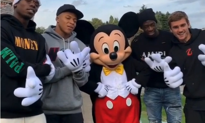 Pogba Mbappe Disneyland