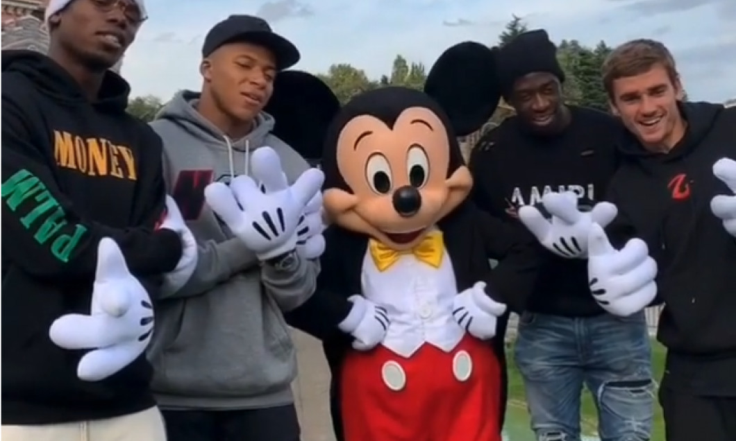 Pogba Mbappe Disneyland