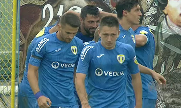 bucurie petrolul