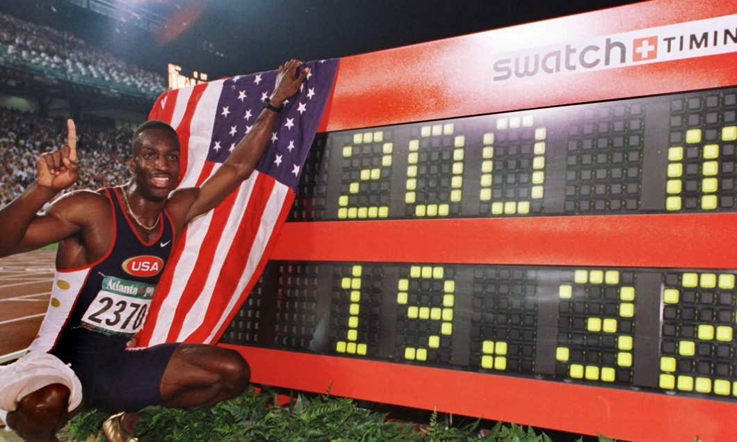 Michael Johnson a detinut timp de 12 ani recordul mondial pe distanta de 200 de metri