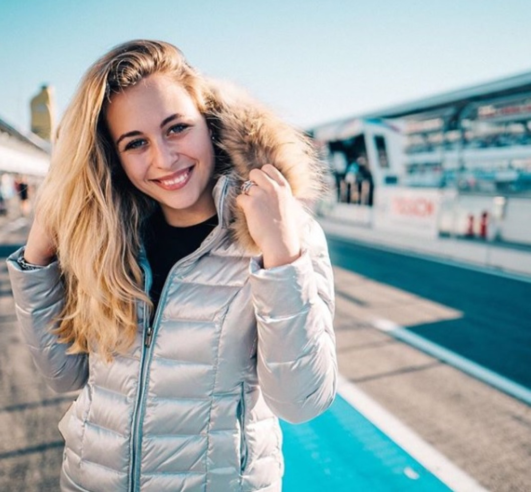 Sophia Florsch 10