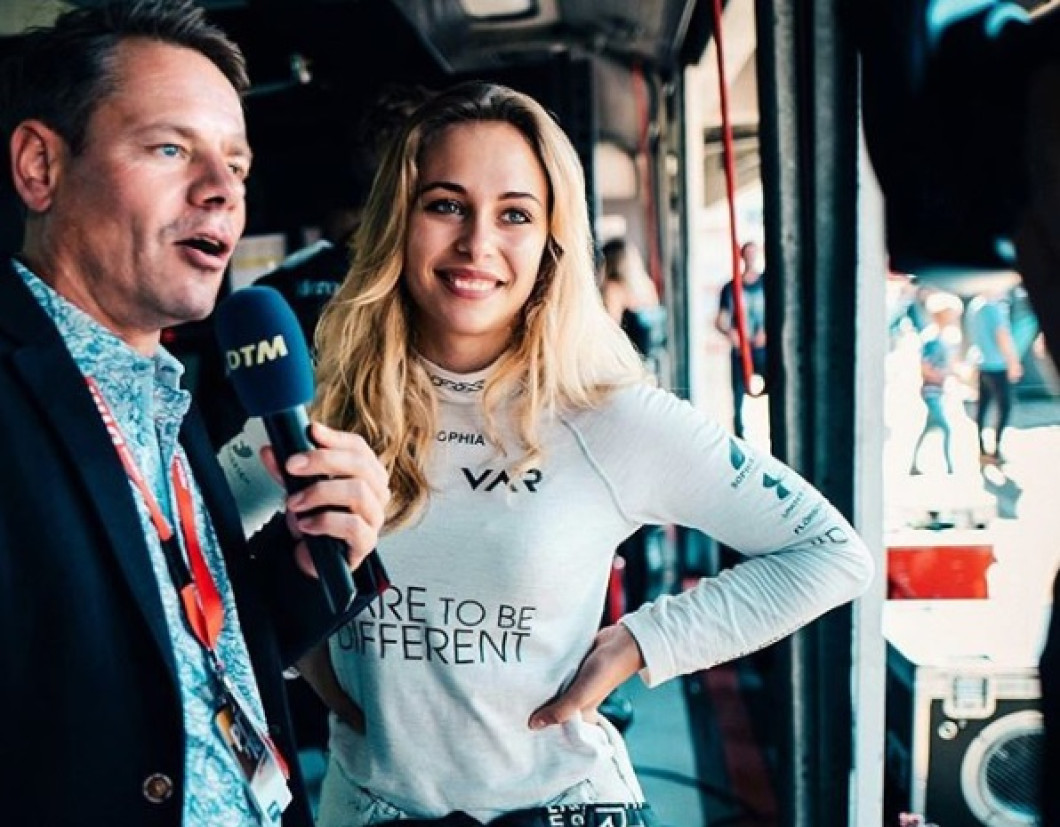 Sophia Florsch 9