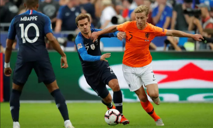 Frenkie De Jong in duel cu Griezmann