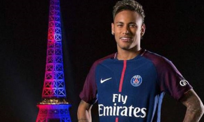 Neymar Eiffel
