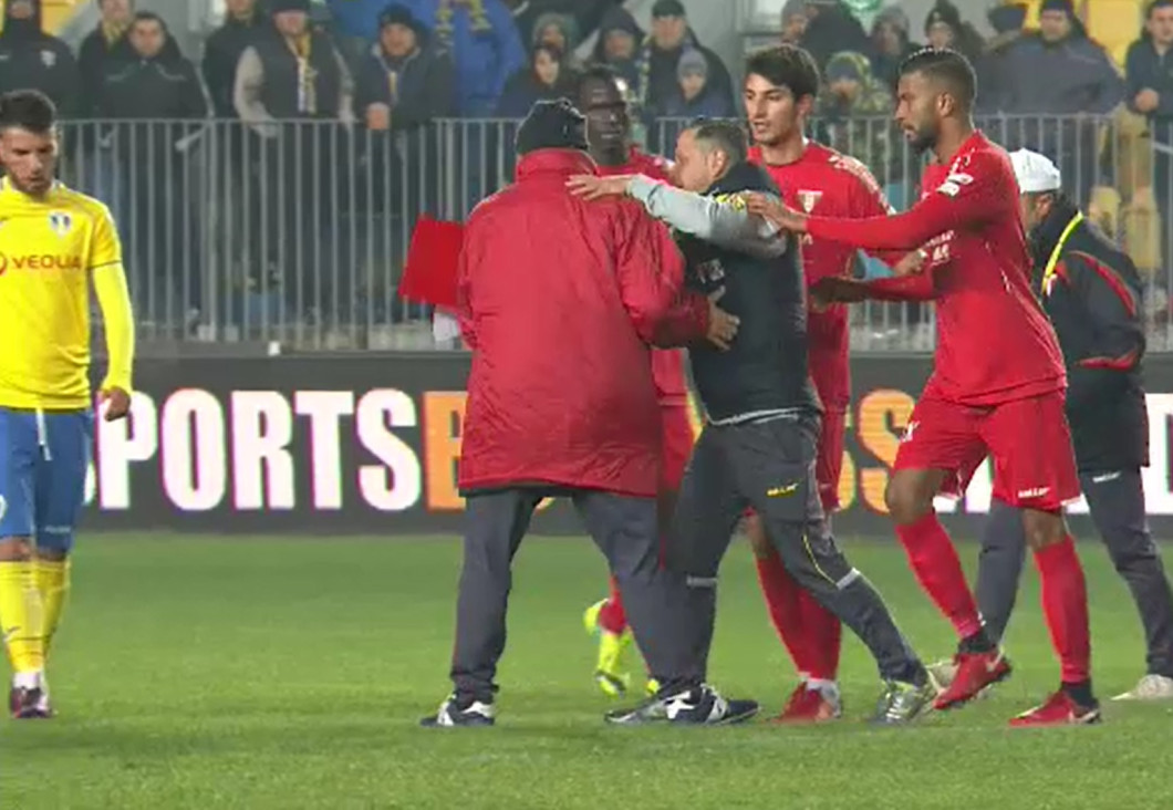 Ionut Popa a sarit la bataie 11