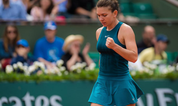 simona_halep_-_2018_roland_garros_-dsc_1283