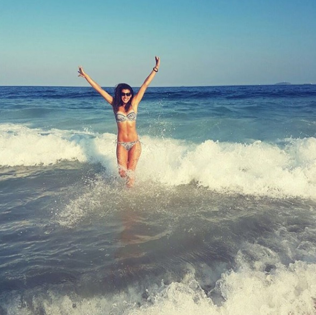 Denisa Dedu, mare amatoare de băi în mare