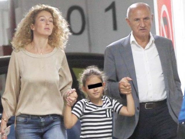 Galerie Foto | Copos nu ține cont de bani când vine vorba de familie ...