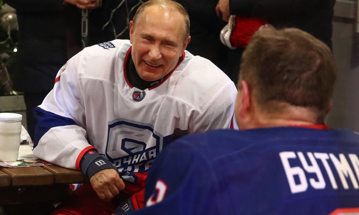 Putin hockey