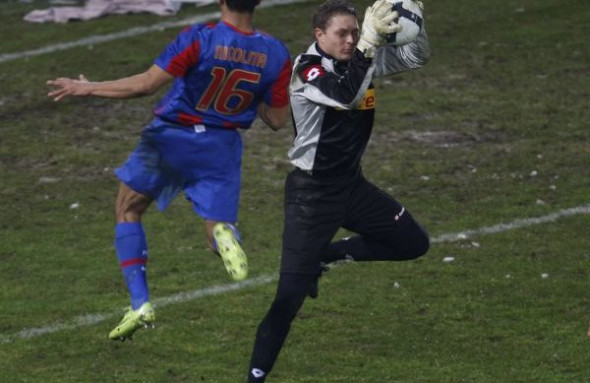 Echipa Steaua Bucuresti a fost invinsa pe teren propriu cu scorul de 3-1 de formatia Ceahlaul Piatra Neamt, in meciul din cadrul etapei a 18-a a sezonului 2009-2010. ETAPA 18.
