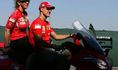 Schumacher pe scuter