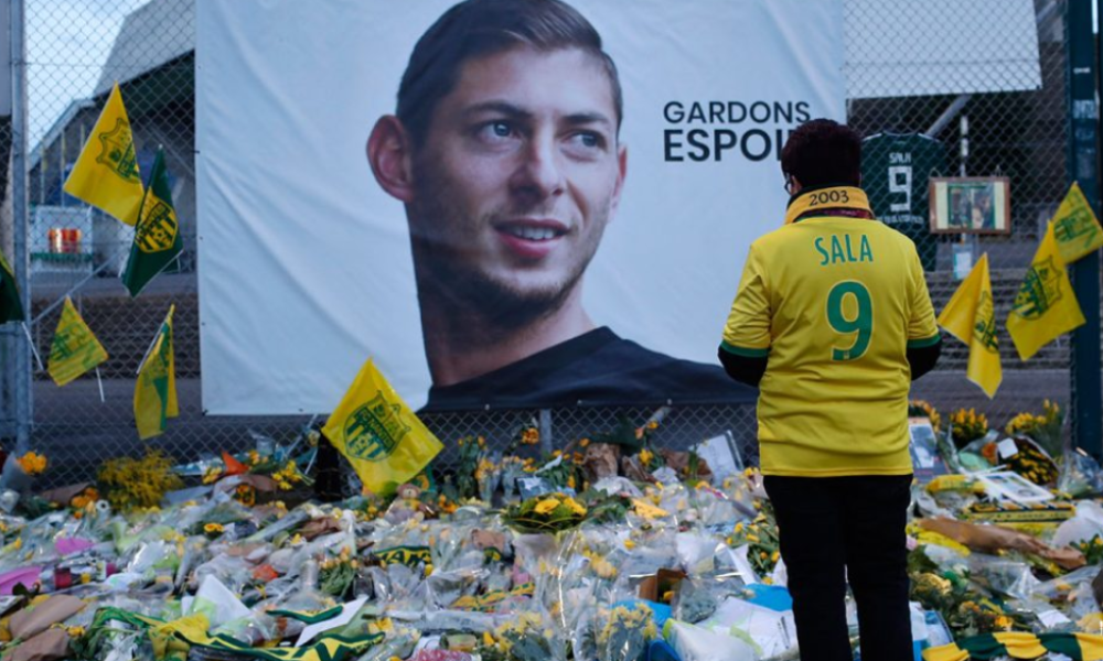 Un clip video relansează cazul lui Emiliano Sala! Englezii au făcut publice noi imagini cu jucătorul decedat anul trecut